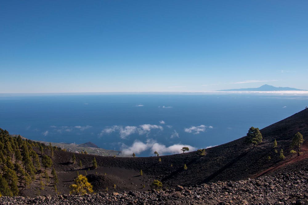Ruta de los Volcanes - Blick von der Höhe auf Teneriffa und den Teide
