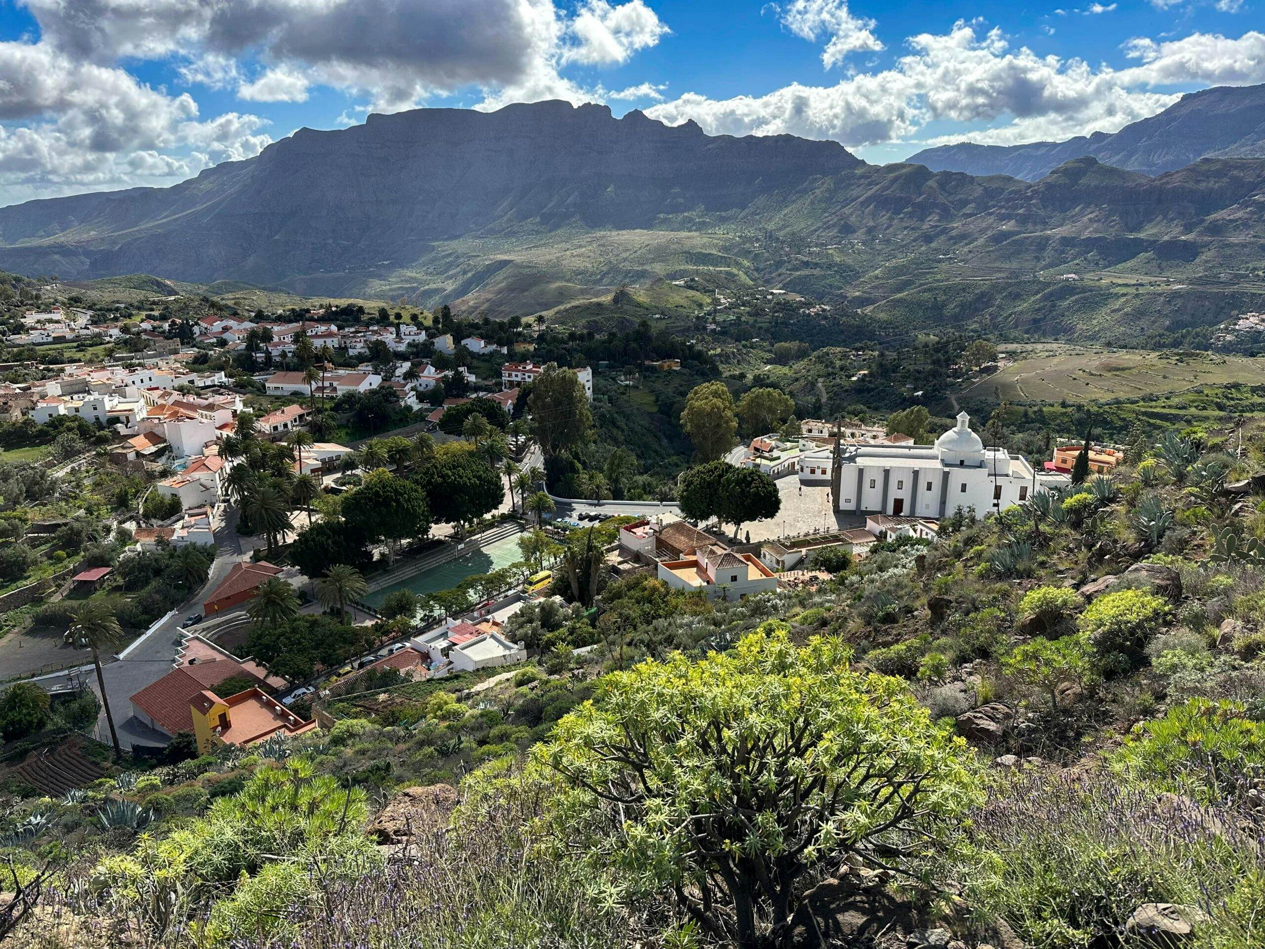 Blick vom Wanderweg auf Santa Lucia de Tirajana