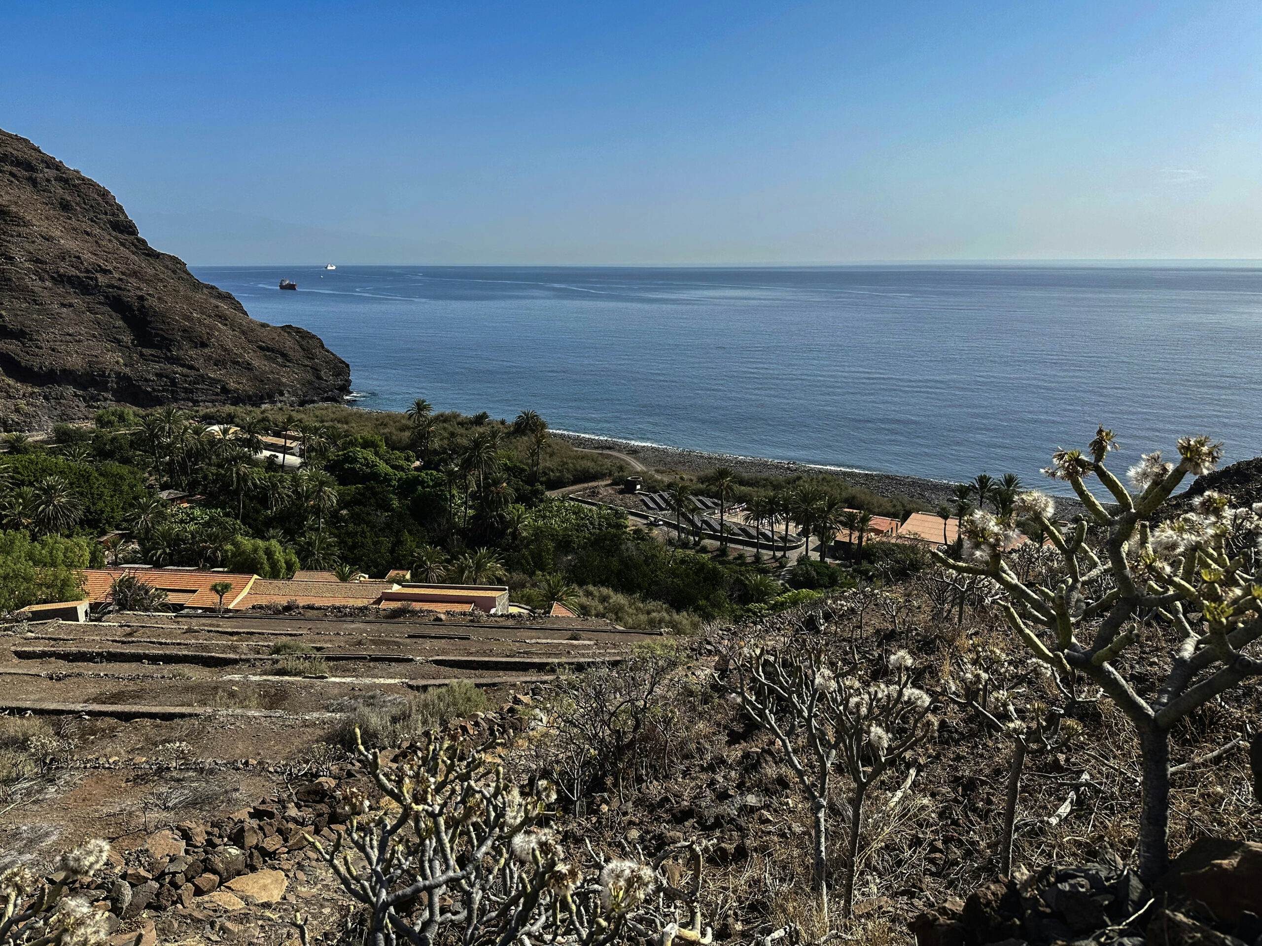 Blick vom Aufstiegsweg zurück auf die Playa del Cabrito
